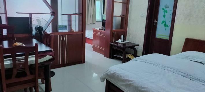 Nandan Chengbei Hotel Hotele w: Powiat Nandan