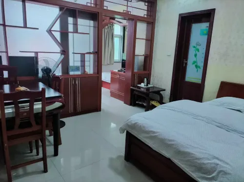 Nandan Chengbei Hotel