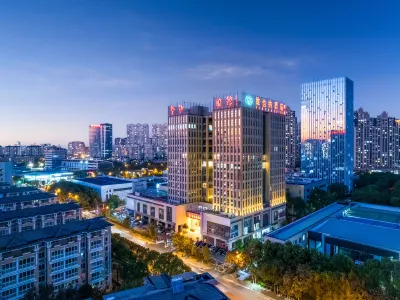 Vienna Hotel (Zhangjiagang Passenger Station) Hotels near Sihaoqiao Station