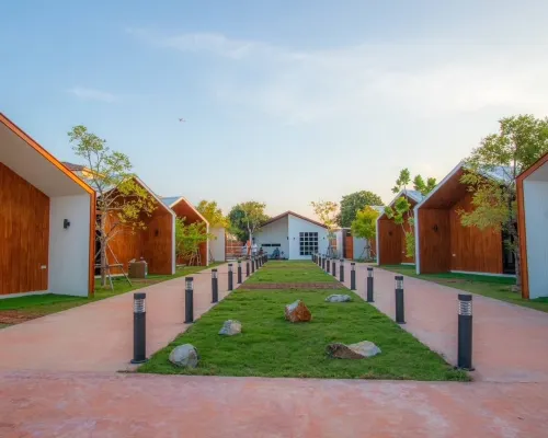 The O-Zone Airport Riviera Lodge 왓 쁘룩사타 주변 호텔
