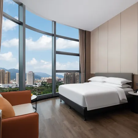 HOLAND GARDEN HOTEL
