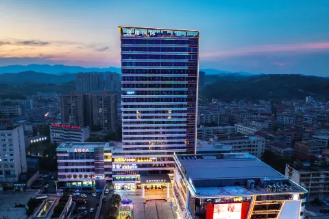 Lianyuan Run and International Hotel