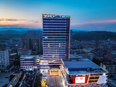Lianyuan Run and International Hotel Отели в г. Ляньюань
