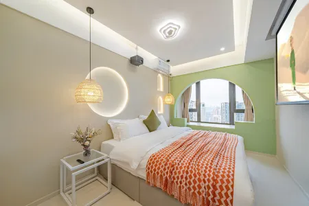 Doupi'er Apartment (Chengdu Eastern Suburb Memory) Отели рядом с достопримечательностью «Чэнду Политехнический университет»