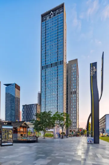 悦界輕奢設計師空間公寓（成都太古裏店）