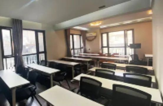 M·S美宿江景酒店公寓（蕪湖步行街蘇寧廣場店）
