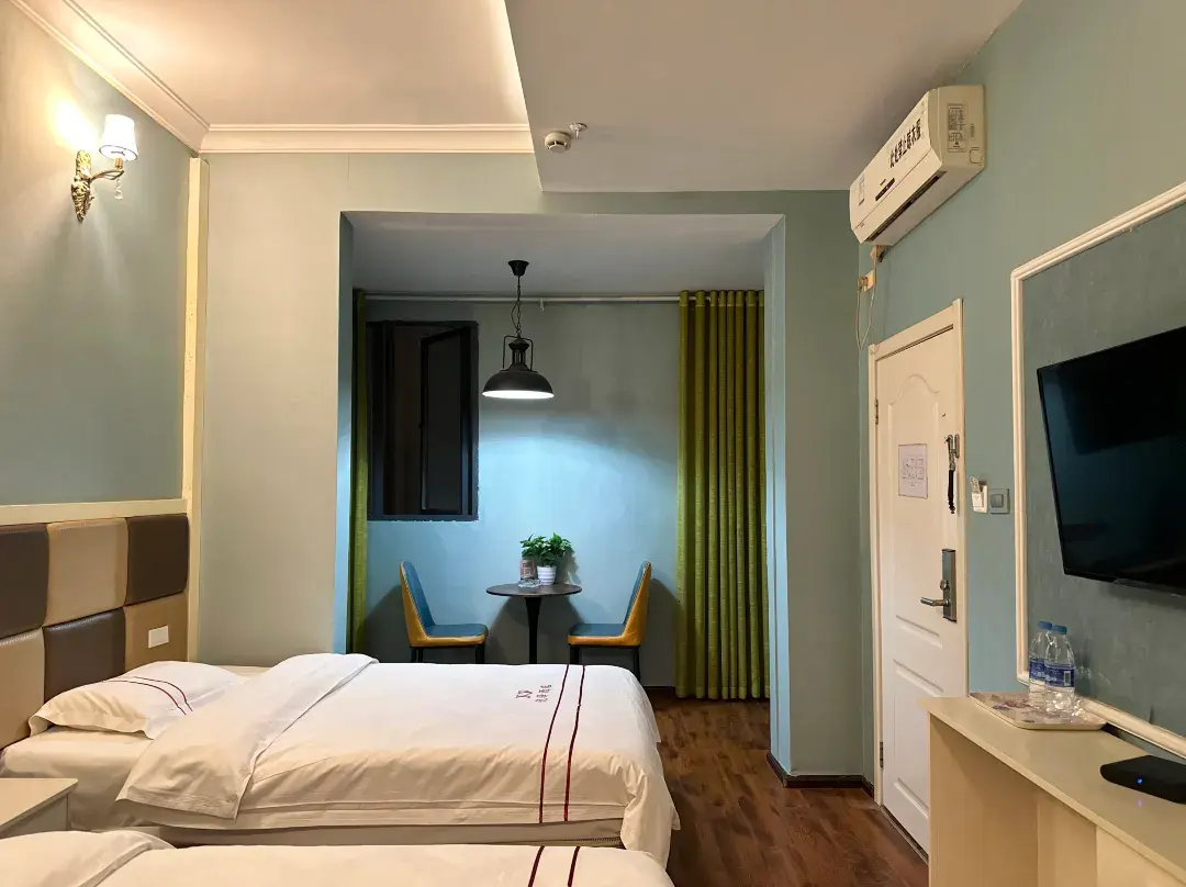 Cenggong Youxuan Hotel - Tongren