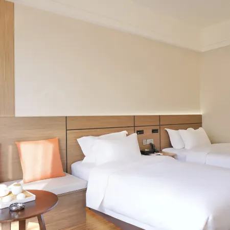 Celebrity Youngsun Xinhua Hotel