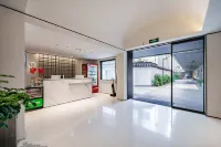 Jinfan Hotel (Leqiao Subway Station Branch Guanqianjie)