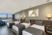 Ezkar Bathonea Art Istanbul