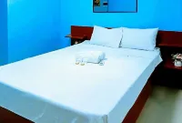 Jeanine's Travellers Inn by RedDoorz Hotels in Morong