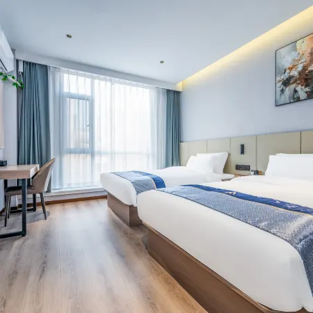 Aifeel Hotel (Yangquan Beishan Park Binhe New World Commercial Plaza)