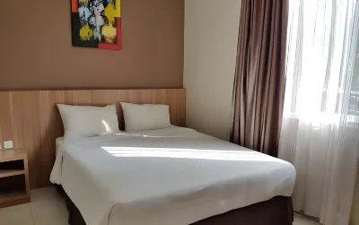 Griya Manahan Hotels in Banjarsari