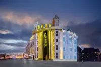 Daqing Royal Maple Hotel (Saltu Dawn Lake Shop )
