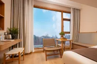 Jiuhuashan Liuru · Yunjian Garden Guesthouse (Roushen Treasure Hall Scenic Area Branch) Hotels in Qingyang