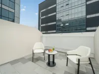 ECHIC Hotel (Guangzhou Zhengjia Plaza Tiyuxilu Subway Station) Hotels near مول تي