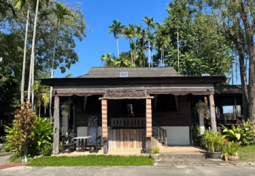 Sri Ping Resort Hôtels à proximité de : Mae Ping River