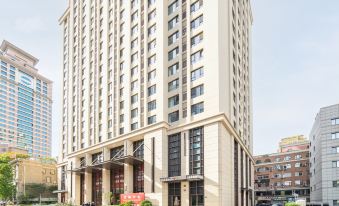 Crosser E-sports Hotel (Dalian Zhongshan Square Branch)