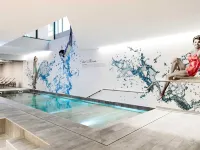 Novotel Brussels City Centre Hotels near Place Sainte-Catherine