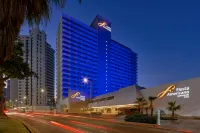 Fiesta Americana Villas Acapulco Hotel dekat La Quebrada