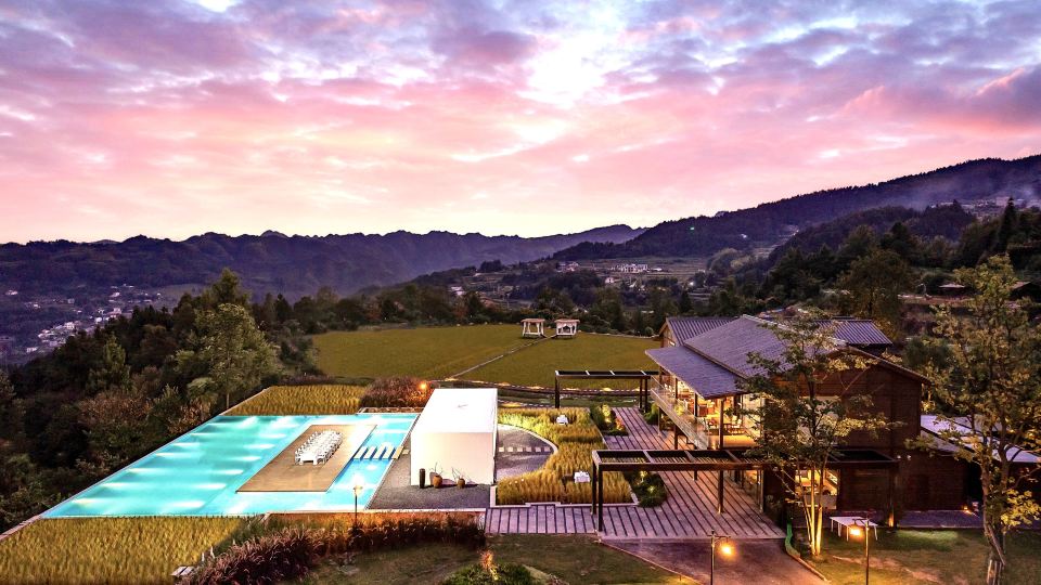 Trip.com Group Country Retreats (Zhang Jiajie Manson Joint Resort）