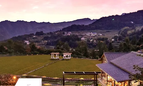 Trip.com Group Country Retreats (Zhang Jiajie Manson Joint Resort）