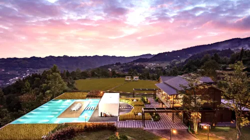 Trip.com Group Country Retreats (Zhang Jiajie Manson Joint Resort） - 인피니티 풀