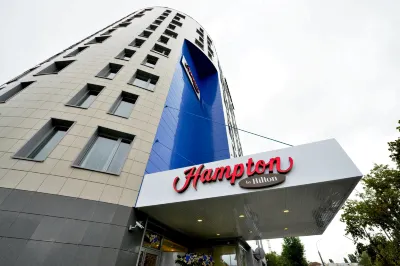 Hampton by Hilton Voronezh (Хэмптон Хилтон Воронеж) Отели рядом с достопримечательностью «СвязьКомплектВоронеж, ООО»