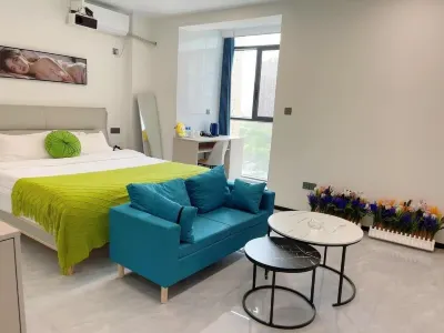 Qinjing Homestay (Yichang Yiling Wanda Plaza) Hotels in Creek Tower/Yiling Wanda Square