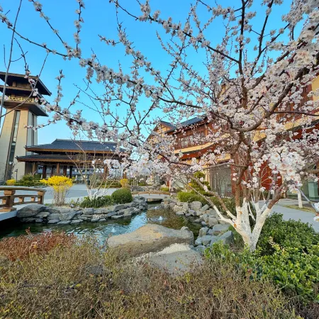 Yunchuan Private Hot Spring Homestay (Dalian Jinshitan Shengtang Lanshan)