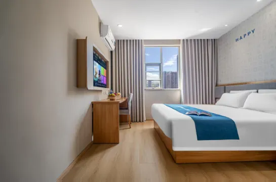 Home Inn Huayi Hotel(Hengyang City,Yanfeng District,Homestay Culture Square Store