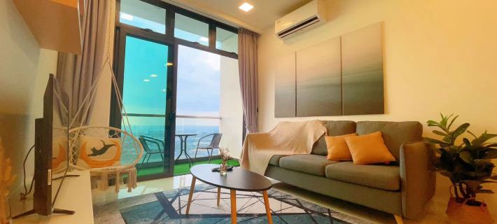 GYDEN STAYCATION #Green Haven near Senibong&Regency Hoteles en Plentong