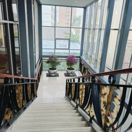 Yanqi Hotel