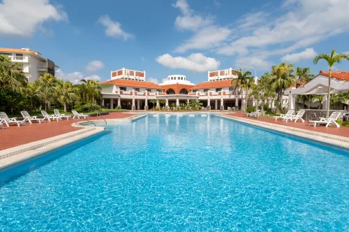 Watermark Hotel Okinawa Kume Island Hotels in Kumejima