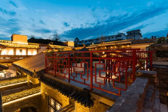 良驛尋跡中式庭院民宿（洛邑古城地鐵站十字街夜市店）