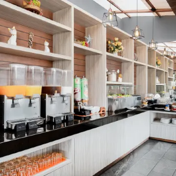 C & N Resort and Spa