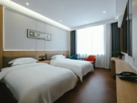 Huayue Hotel Hoteles en Ningxian