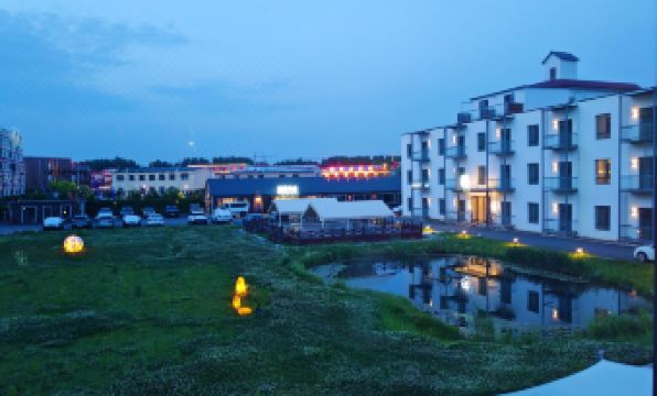 Homeinn Selected Hotel (Shenyang Taoxian Airport Music Academy Taoxian Campus)