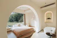Kuriki Ichigo · FAIRYLAND Stream and Rice Field Designer Pool Accommodation