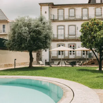 Torel Royal Court Hotels near Guimarães Castle