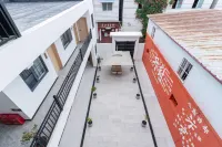 Chenghuanju Boutique Hotel (Wansui Mountain Wuxia City Branch) Hotels in Kaifeng