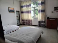 Juebi Inn (Chaodongyan Cliff Walkway)