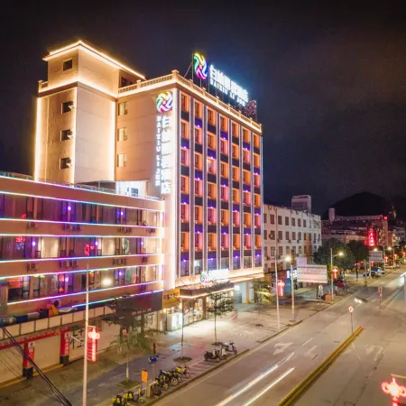 BaixiuLijun Hotel