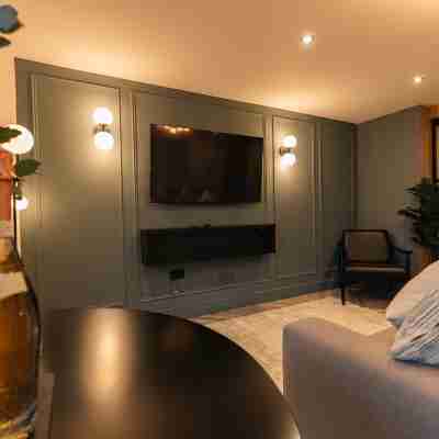 Luxury Georgian Apartment by Hauss Ayr, 5mins Beach Hotel Exterior