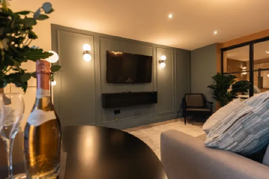 Luxury Georgian Apartment by Hauss Ayr, 5mins Beach