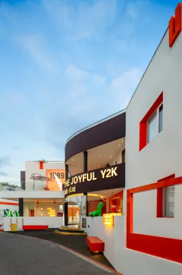THE JOYFUL Y2K (West Island Store) Hotel in zona West Island