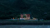 Kanshanshishan Riverside Garden Hotel (Danba Jiaju Cangzhai Branch) Các khách sạn ở Đan Ba