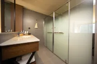 Hailuogou Yunman Warm Resort Hotel Hotels in Luding