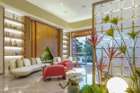 Zhenning Mantu Art Hotel - Hot Tub
