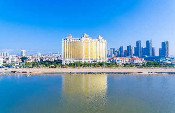 廈門途易藍羅約海景溫泉酒店（集美學村店）